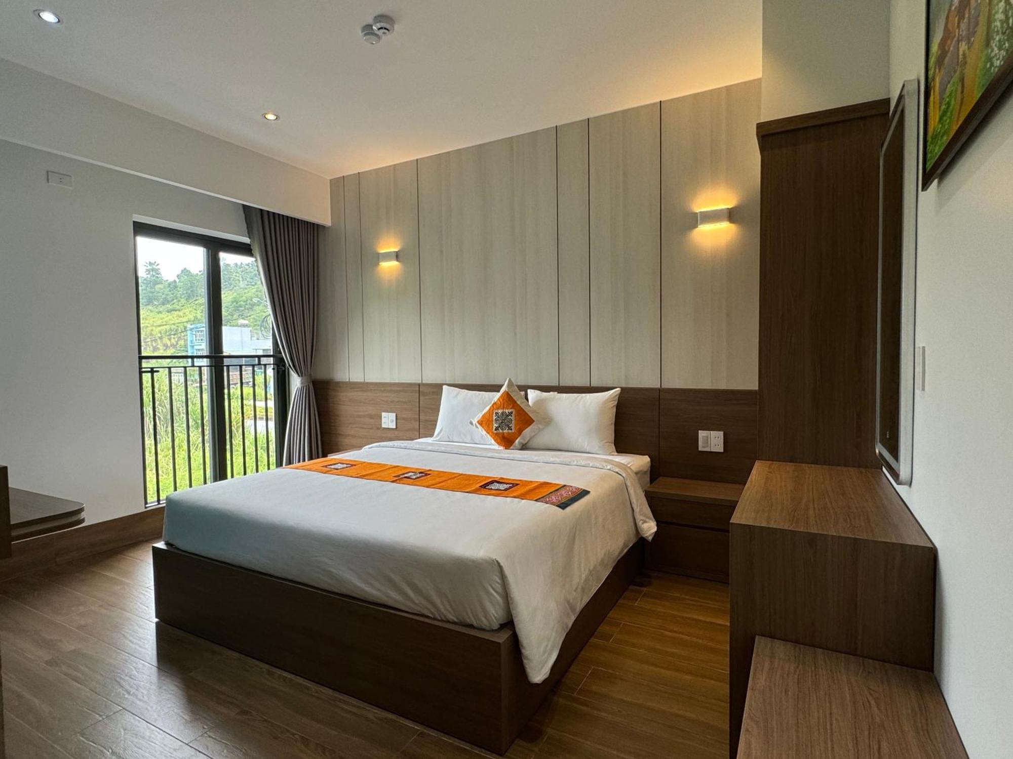 Ha Giang Hostel Bagian luar foto