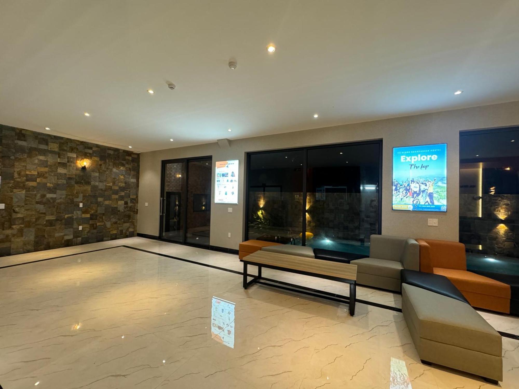 Ha Giang Hostel Bagian luar foto